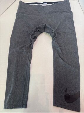 Nike Gray crop Athletic Leggings with Black Swoosh